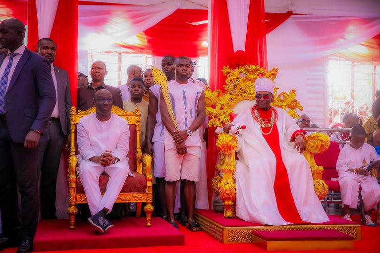10th anniversary Okpebholo among dignitaries at Holy Arousa for Oba Ewuare 11 anniversary